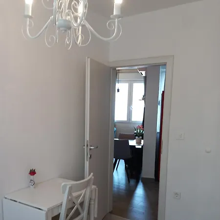 Apartment Central Perk - City Center Oasis Split