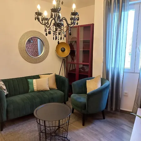 Central Perk - City Center Oasis Apartment *